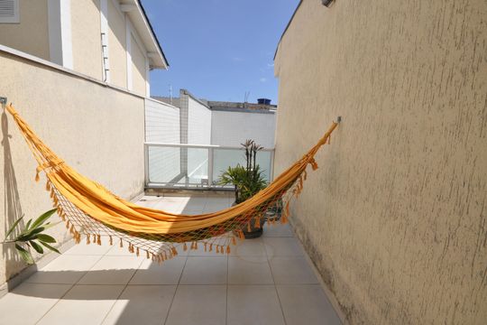 Varanda da Suíte Master de casa à venda com 3 quartos, 300m² em Jardim Guanca, São Paulo