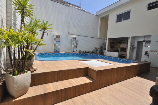 Piscina de casa à venda com 3 quartos, 300m² em Jardim Guanca, São Paulo