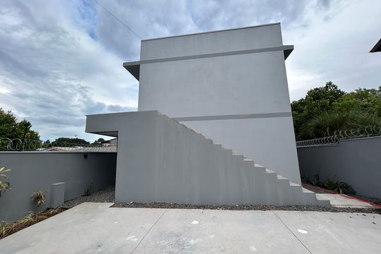 Fachada do condomínio de apartamento para alugar com 1 quarto, 29m² em Rondônia, Novo Hamburgo