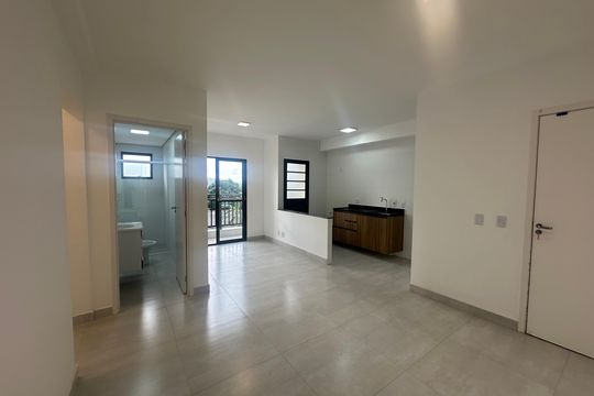 Sala de apartamento para alugar com 2 quartos, 60m² em Outeiro de São Fernando, Barueri