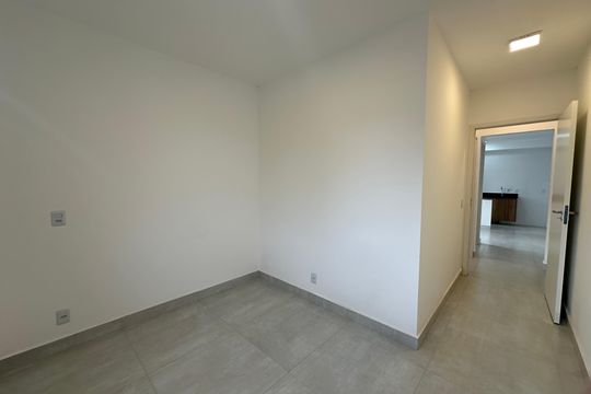 Quarto de apartamento para alugar com 2 quartos, 60m² em Outeiro de São Fernando, Barueri