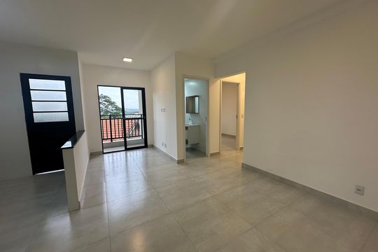 Sala de apartamento para alugar com 2 quartos, 57m² em Outeiro de São Fernando, Barueri