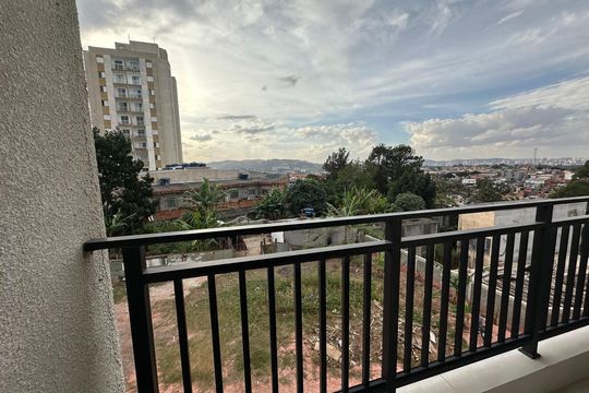 Varanda da Sala de apartamento para alugar com 2 quartos, 59m² em Outeiro de São Fernando, Barueri