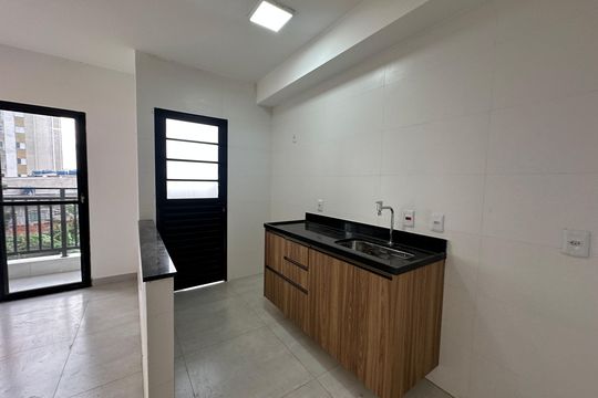 Cozinha de apartamento para alugar com 2 quartos, 59m² em Outeiro de São Fernando, Barueri