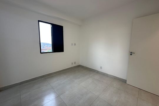 Suíte de apartamento para alugar com 2 quartos, 59m² em Outeiro de São Fernando, Barueri