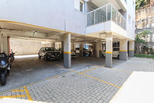 Estacionamento de apartamento à venda com 2 quartos, 42m² em Itaquera, São Paulo