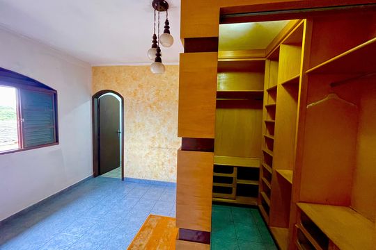 Quarto 3 de casa à venda com 5 quartos, 300m² em Jardim Rosa de Franca, Guarulhos