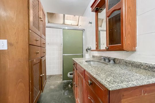 Banheiro da Suíte de casa para alugar com 1 quarto, 80m² em Centro, Osasco