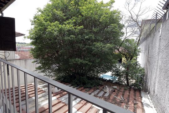 Vista Sacada de casa à venda com 4 quartos, 300m² em Vila Pires, Santo André