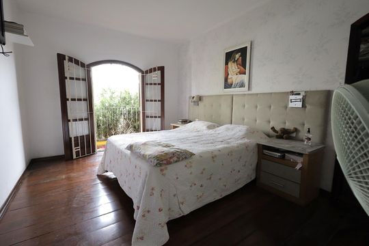 Quarto Suíte de casa à venda com 4 quartos, 300m² em Vila Pires, Santo André