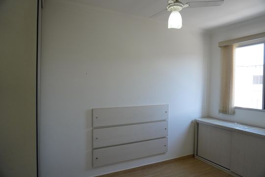 Quarto 2 de apartamento para alugar com 2 quartos, 51m² em Chácara Letônia, Americana