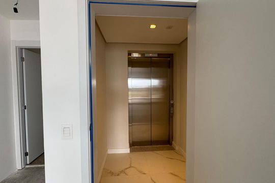 Apartamento à venda com 3 quartos, 158m² em Jardim das Acacias, São Paulo