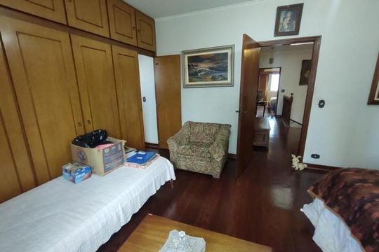 Casa para alugar com 3 quartos, 330m² em Jardim Analia Franco, São Paulo