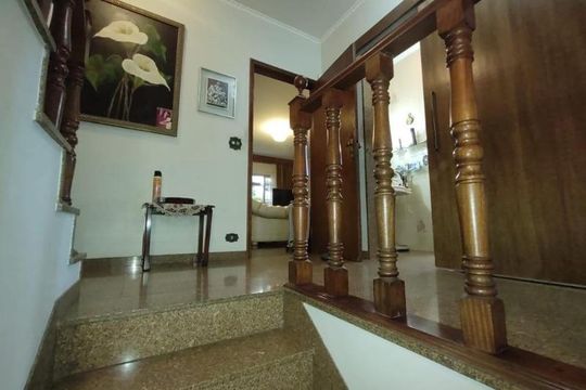 Casa para alugar com 3 quartos, 330m² em Jardim Analia Franco, São Paulo