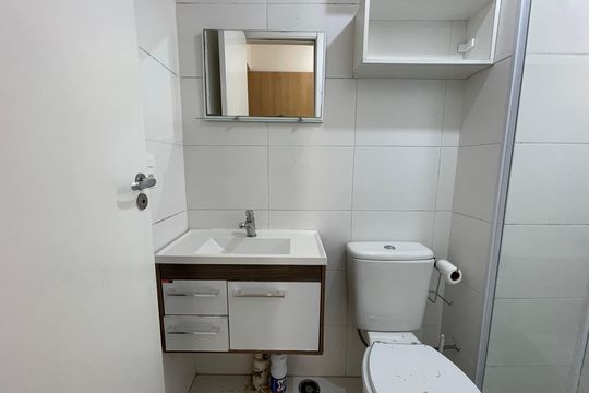 Banheiro de apartamento à venda com 2 quartos, 41m² em Jardim Celeste, São Paulo