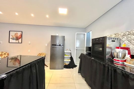 Cozinha de apartamento à venda com 3 quartos, 145m² em Vila Guarani (z Sul), São Paulo