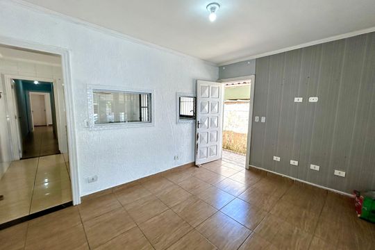 Casa à venda com 2 quartos, 150m² em Vila Rosalia, Guarulhos