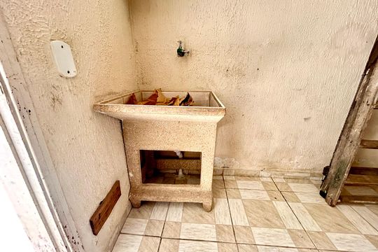 Área de Serviço de casa à venda com 2 quartos, 150m² em Vila Rosalia, Guarulhos