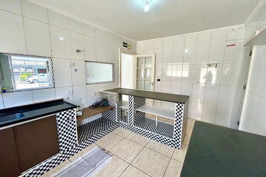 Cozinha  de casa à venda com 2 quartos, 150m² em Vila Rosalia, Guarulhos