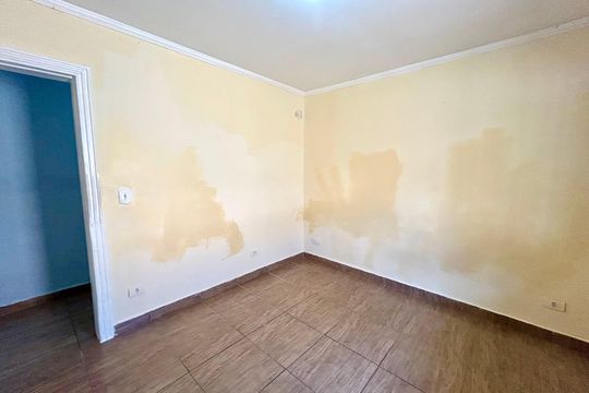Quarto 1 de casa à venda com 2 quartos, 150m² em Vila Rosalia, Guarulhos