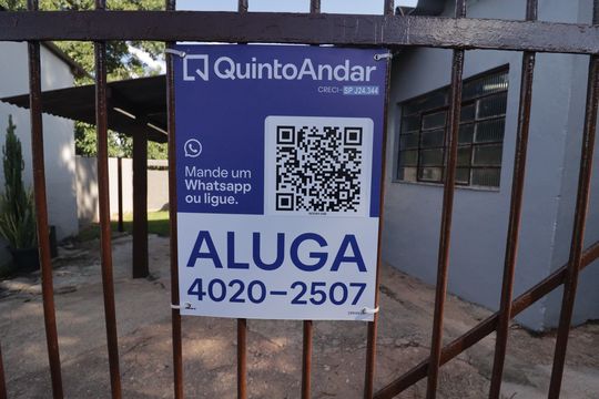 Fachada de casa à venda com 2 quartos, 5000m² em Parque Residencial Jundiaí, Jundiaí