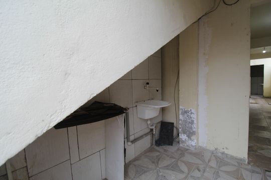 Área de serviço de kitnet/studio para alugar com 1 quarto, 28m² em Recreio, Rio de Janeiro