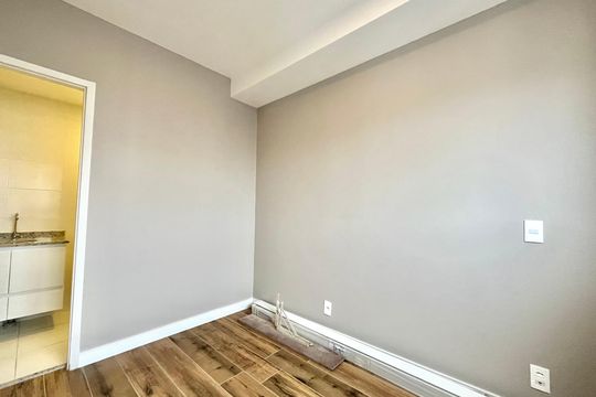 Suite de apartamento para alugar com 2 quartos, 42m² em Vila Guarani (zona Sul), São Paulo