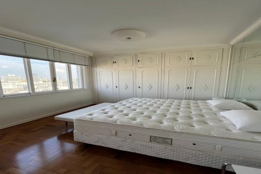 Apartamento para alugar com 4 quartos, 298m² em República, São Paulo