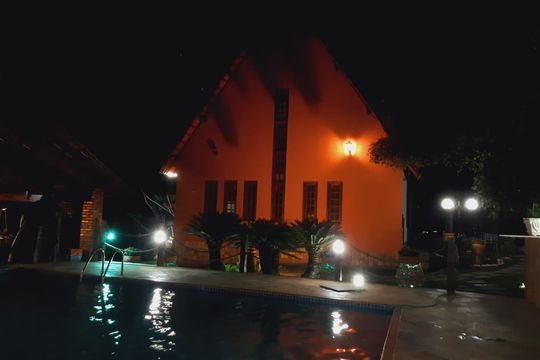 Casa para alugar com 5 quartos, 2000m² em Joá, Lagoa Santa