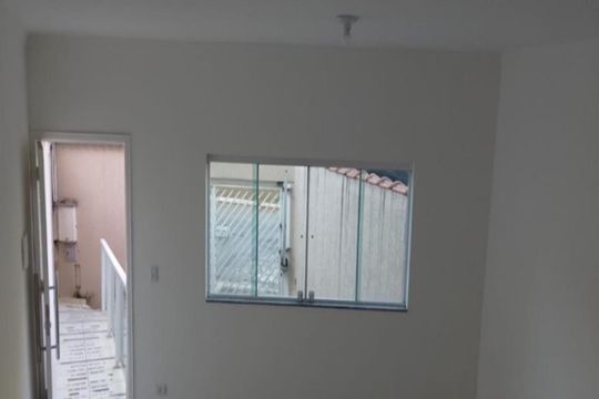 Casa para alugar com 3 quartos, 180m² em Chácara Seis de Outubro, São Paulo