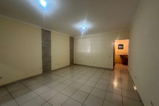 Casa à venda com 3 quartos, 260m² em Jardim Sao Pedro, Barueri