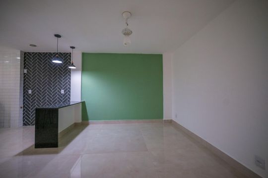 Sala de apartamento para alugar com 2 quartos, 80m² em Tijuca, Rio de Janeiro