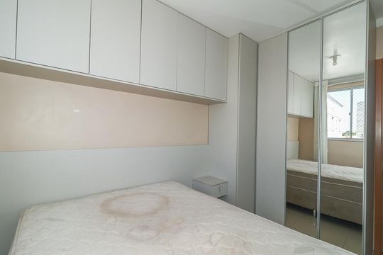 Quarto Suíte de apartamento à venda com 2 quartos, 52m² em Santa Fe, Porto Alegre