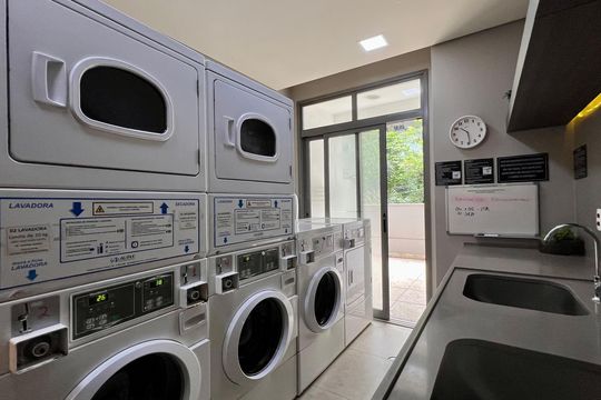 Lavanderia de kitnet/studio para alugar com 1 quarto, 30m² em Vila Madalena, São Paulo