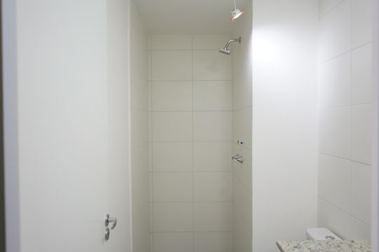 Banheiro de apartamento para alugar com 2 quartos, 37m² em Belenzinho, São Paulo