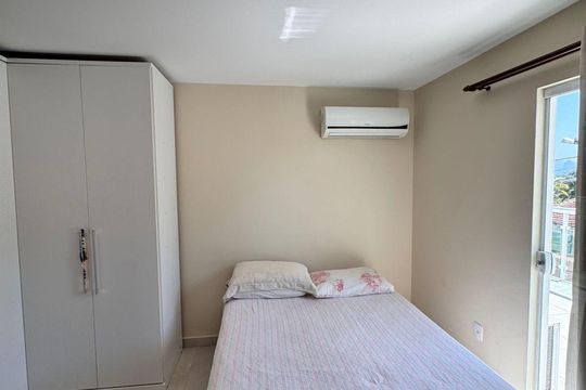 Casa à venda com 4 quartos, 800m² em Itaipu, Niterói