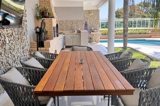 Casa à venda com 4 quartos, 800m² em Itaipu, Niterói