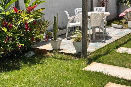 Casa à venda com 4 quartos, 800m² em Itaipu, Niterói