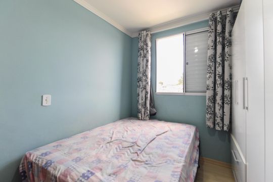 Quarto 2 de apartamento para alugar com 2 quartos, 42m² em Vila Cosmopolita, São Paulo