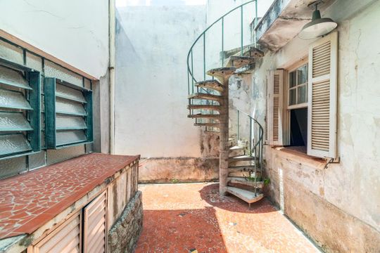 Quintal de casa à venda com 3 quartos, 144m² em Vila Anglo Brasileira, São Paulo