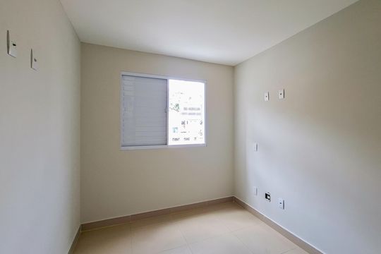 Quarto 3 de apartamento para alugar com 3 quartos, 78m² em Paraíso, Belo Horizonte