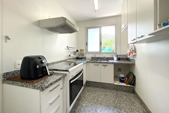 Cozinha de apartamento à venda com 4 quartos, 148m² em Santo Agostinho, Belo Horizonte