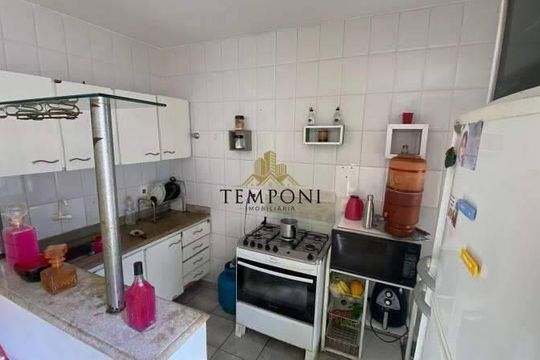 Casa à venda com 2 quartos, 136m² em São João Batista, Belo Horizonte