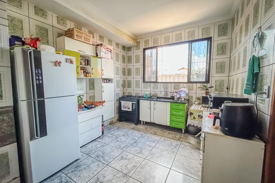 Casa à venda com 3 quartos, 176m² em São Benedito, Belo Horizonte