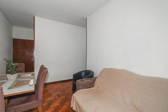 Sala de apartamento à venda com 2 quartos, 54m² em São Sebastião, Porto Alegre