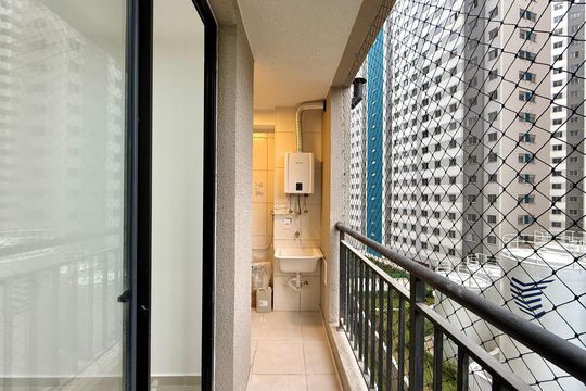 Sacada de apartamento para alugar com 2 quartos, 39m² em Usina Piratininga, São Paulo