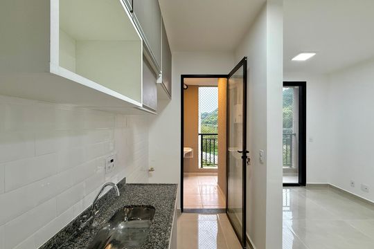 Cozinha de apartamento para alugar com 2 quartos, 39m² em Usina Piratininga, São Paulo