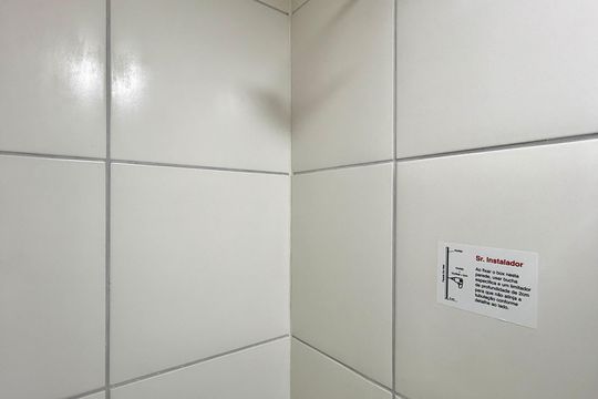 Banheiro de apartamento para alugar com 2 quartos, 39m² em Usina Piratininga, São Paulo