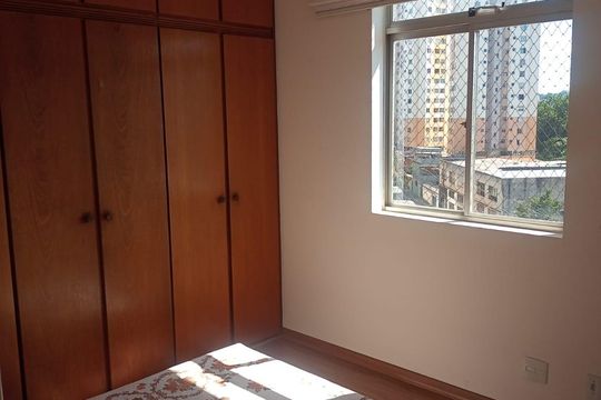 Apartamento à venda com 2 quartos, 70m² em Horto, Belo Horizonte