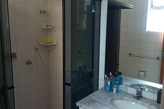 Apartamento à venda com 2 quartos, 70m² em Horto, Belo Horizonte